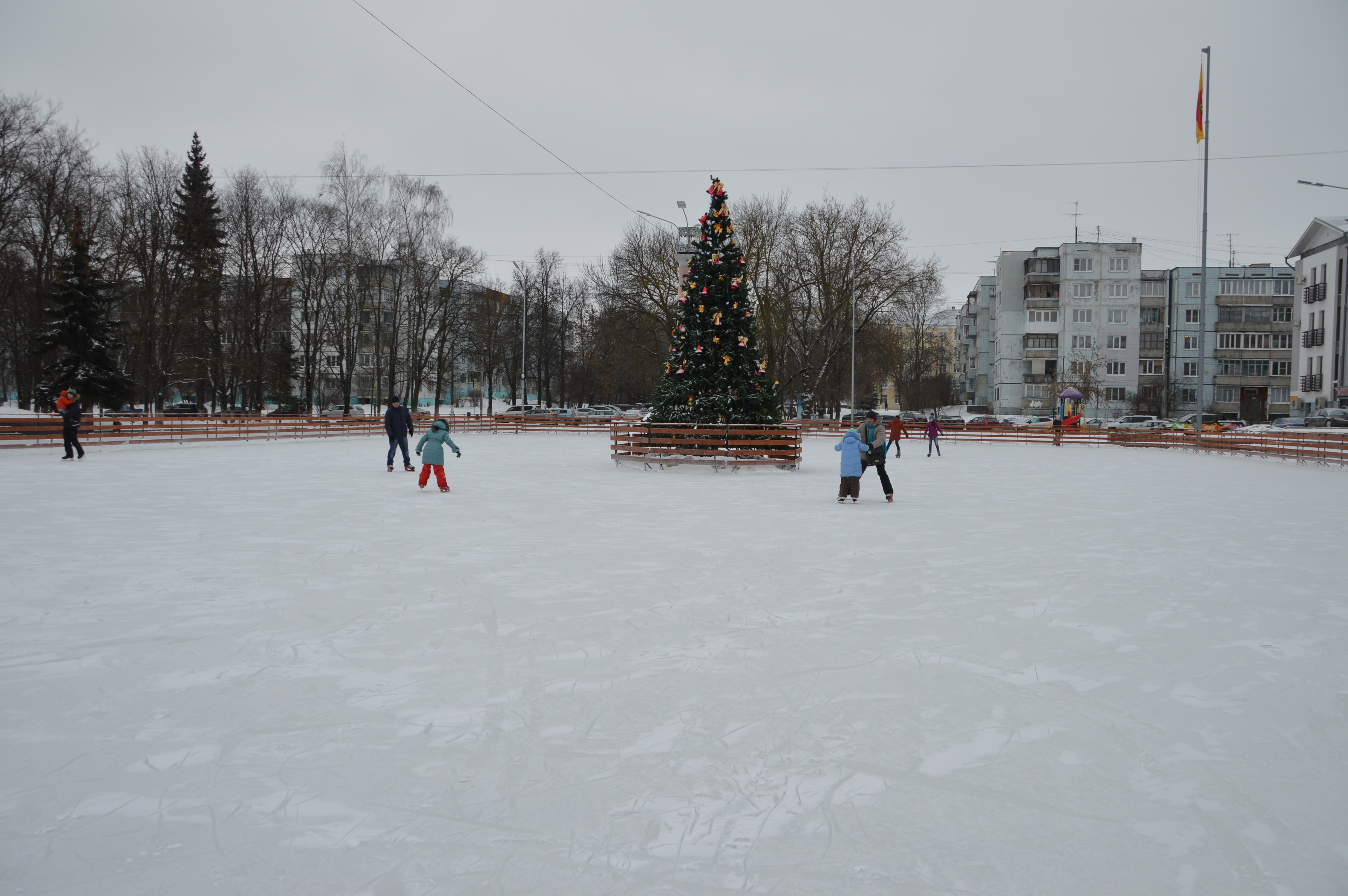 Каток на площади славы тверь